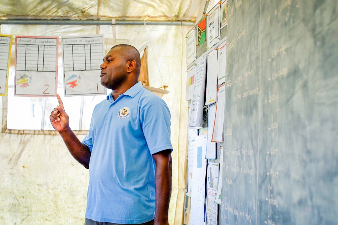 Teacher during a lesson. Vanuatu. Credit: GPE/Arlene Bax